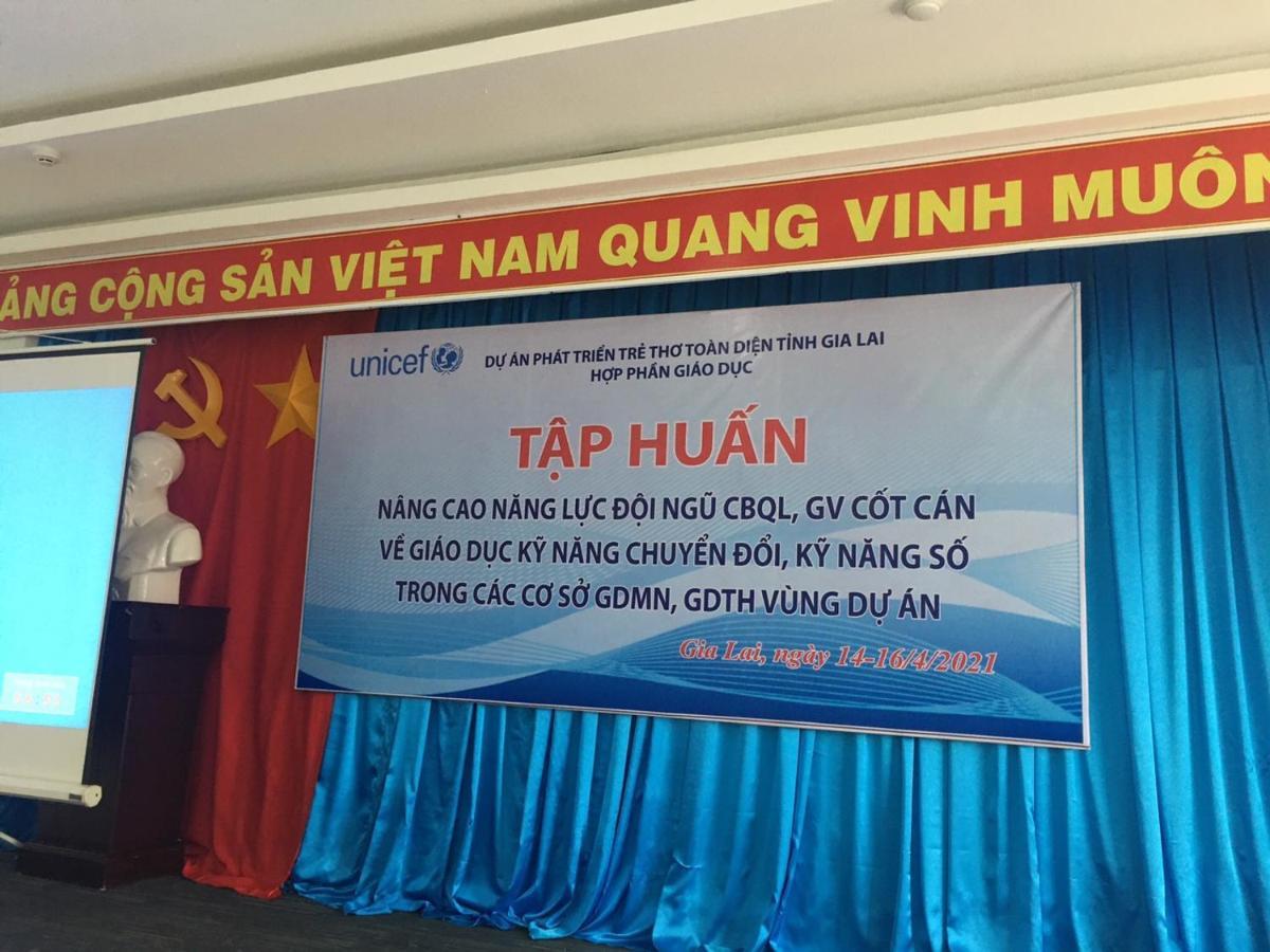 Cong Doan Gia Lai Hotel Pleiku Extérieur photo